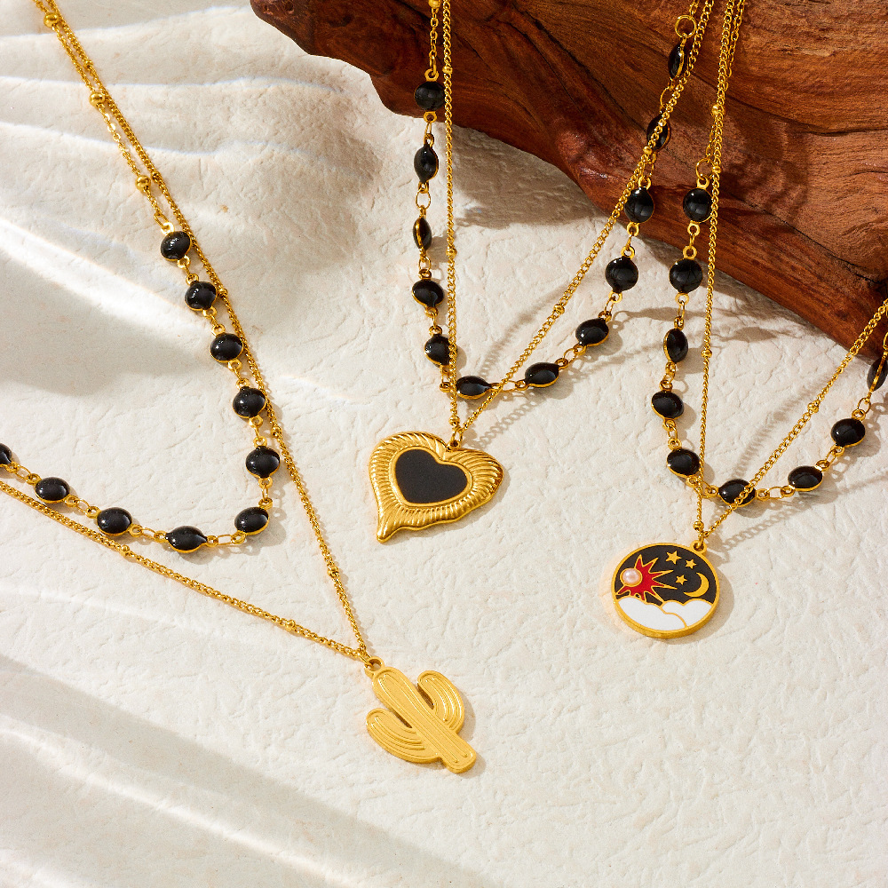 Fashionable and versatile black dotted round accessory heart-shaped pendant sun and moon painted diamond double-layer necklace