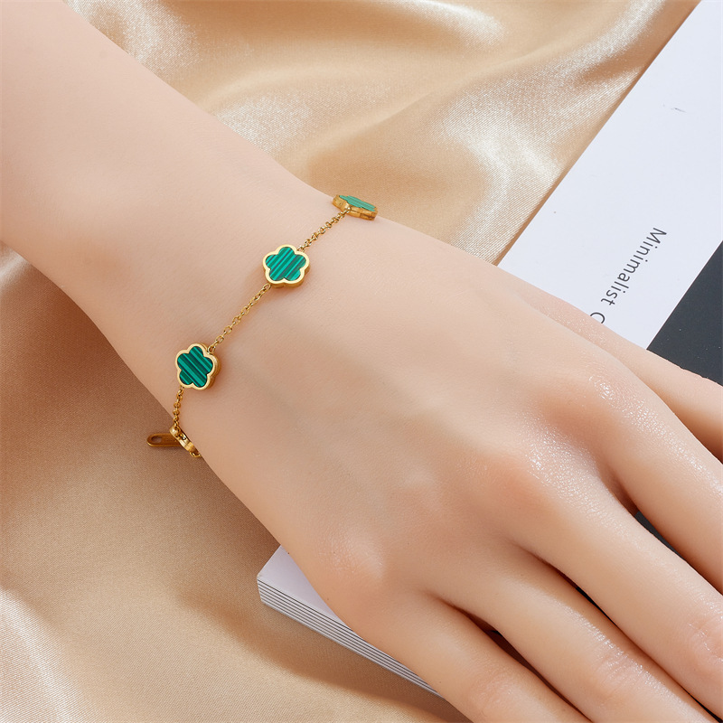 European and American style niche versatile retro minimalist flower accessory connecting chain titanium steel bracelet