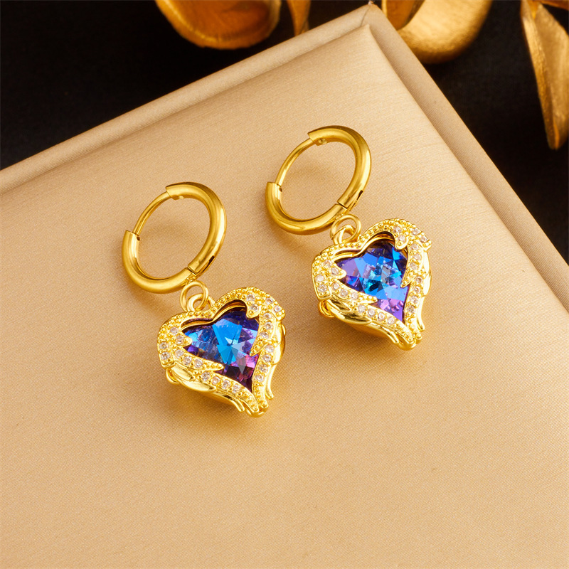European and American niche design, high-end and elegant, diamond-encrusted blue and white heart wing pendant earrings