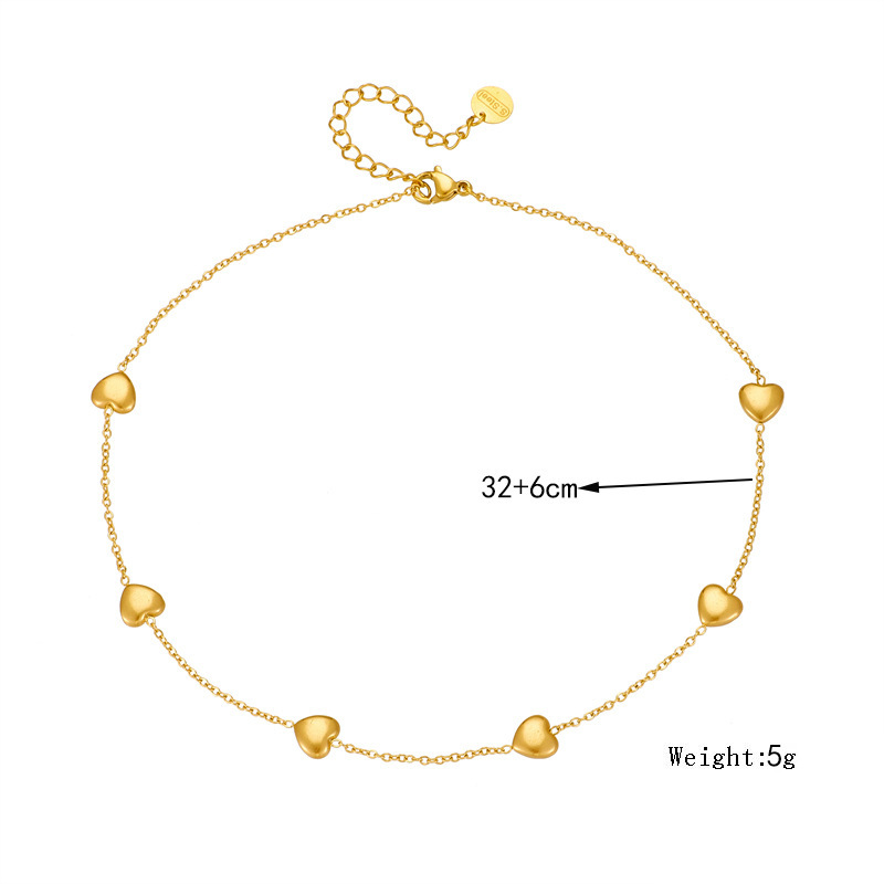Korean style, minimalist, fashionable, niche gold-plated titanium steel heart chain clavicle necklace