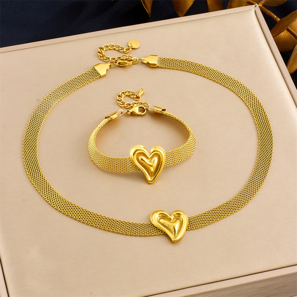 Cross-border fashion creative minimalist wide mesh chain jewelry stainless steel gold-plated heart star irregular necklace