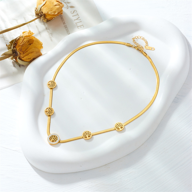 Cross-border fashion gold-plated vintage diamond-encrusted hollowed-out round Tree of Life accessory chain stainless steel jewelry necklace