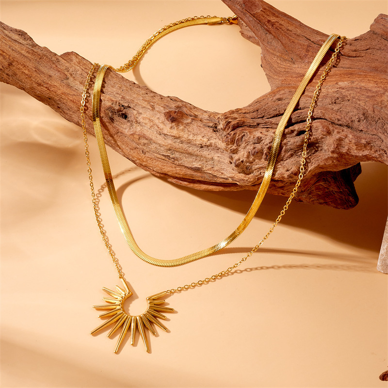 European and American retro cross-border stainless steel necklace and earring set, versatile sunflower statement jewelry set