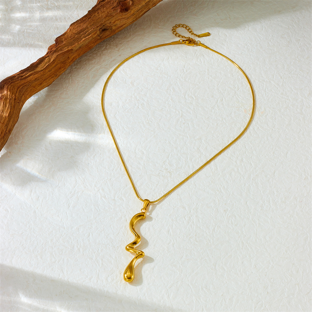 Cross-border fashion minimalist cool style gold-plated irregular twisted pendant stainless steel chain necklace
