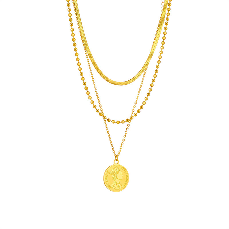 Niche design, fashionable and creative, versatile multi-layered chain beaded round pendant with queen's head portrait, necklace.