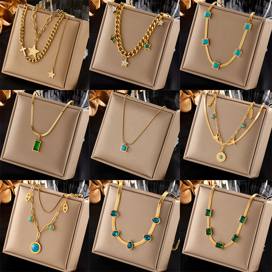 Fashionable, niche design, sophisticated and elegant retro square blue turquoise five-pointed star pendant necklace