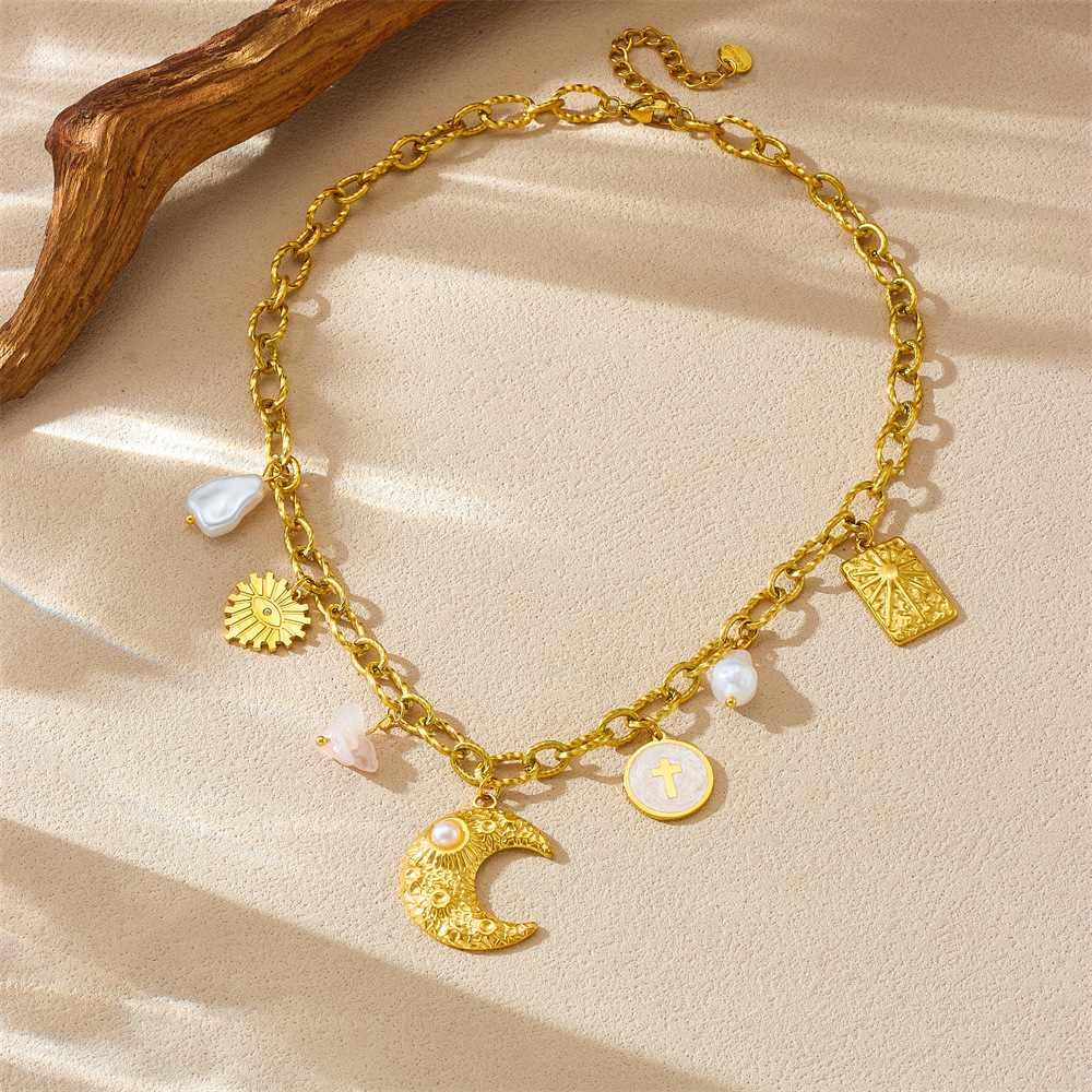 Cross-border fashion retro high-end multi-element pendant gold-plated stainless steel chain star moon heart eye necklace