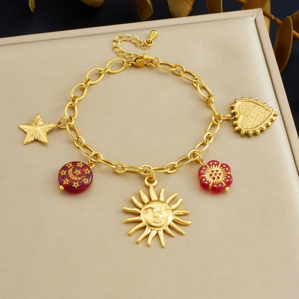 European and American cross-border light luxury retro sun round heart pendant set women's jewelry niche fashion sunflower jewelry