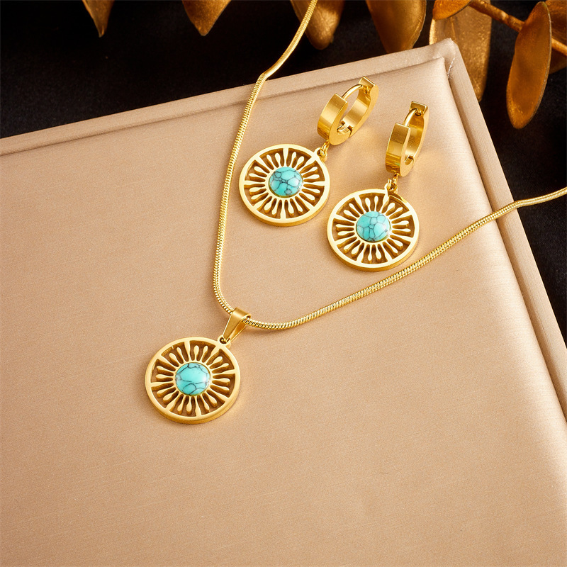 Fashionable, retro, simple, versatile round geometric turquoise accessory chain stainless steel gold-plated jewelry necklace and earrings
