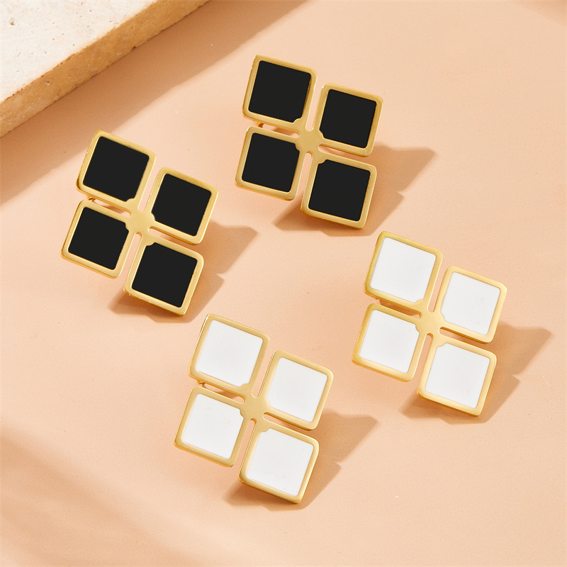 Cross-border fashion minimalist and unique black and white square diamond stainless steel stacked chain necklace, ring and earring set