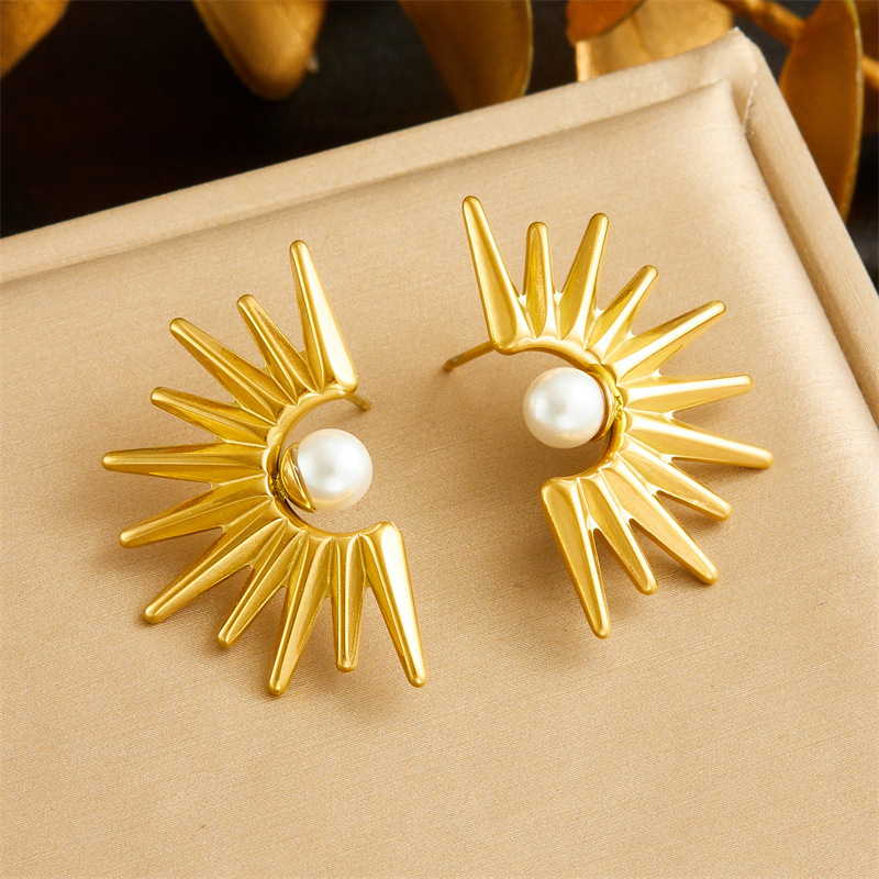 European and American style retro sunflower pearl pendant clavicle chain stainless steel necklace, earrings, and ring three-piece set