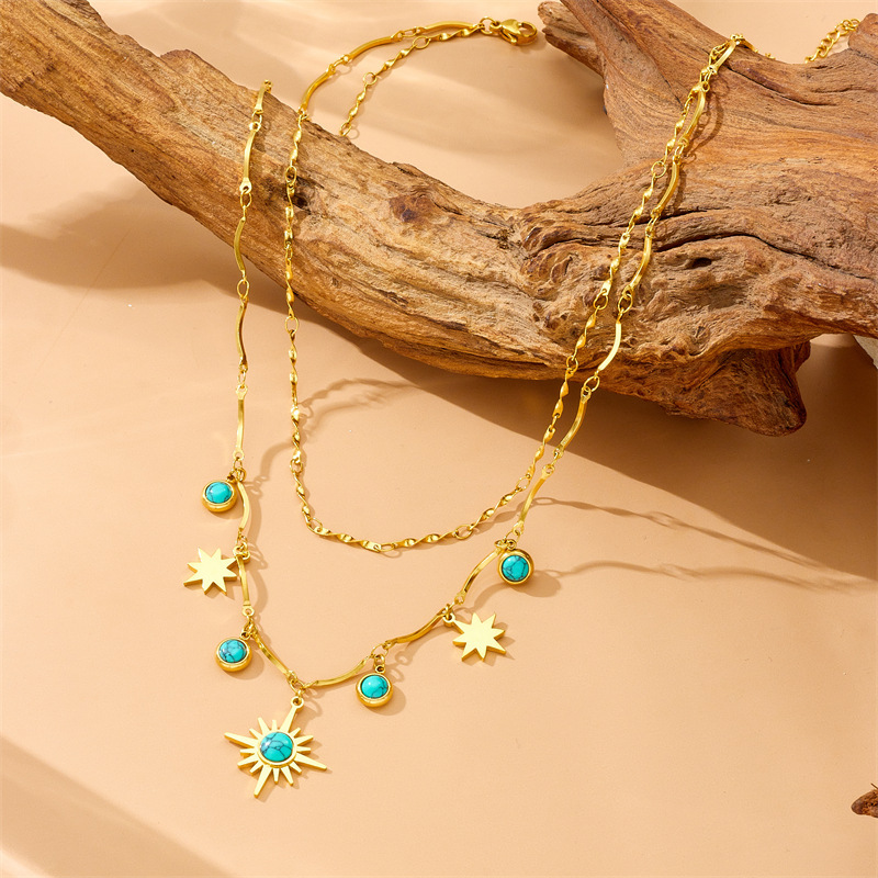 Retro-style turquoise star necklace, versatile, double-layered, unique design, stainless steel jewelry for women.