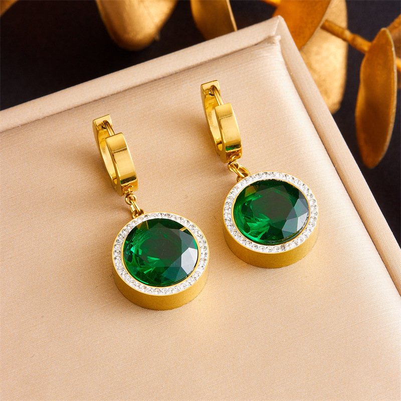 Cross-border fashion best-selling retro round diamond-encrusted emerald pendant stainless steel earrings chain bracelet necklace set