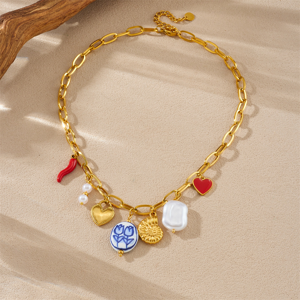 Fashionable cross-border multi-element pendant, gold-plated heart-shaped seashell print, painted pendant, dripping peach heart chili pepper necklace