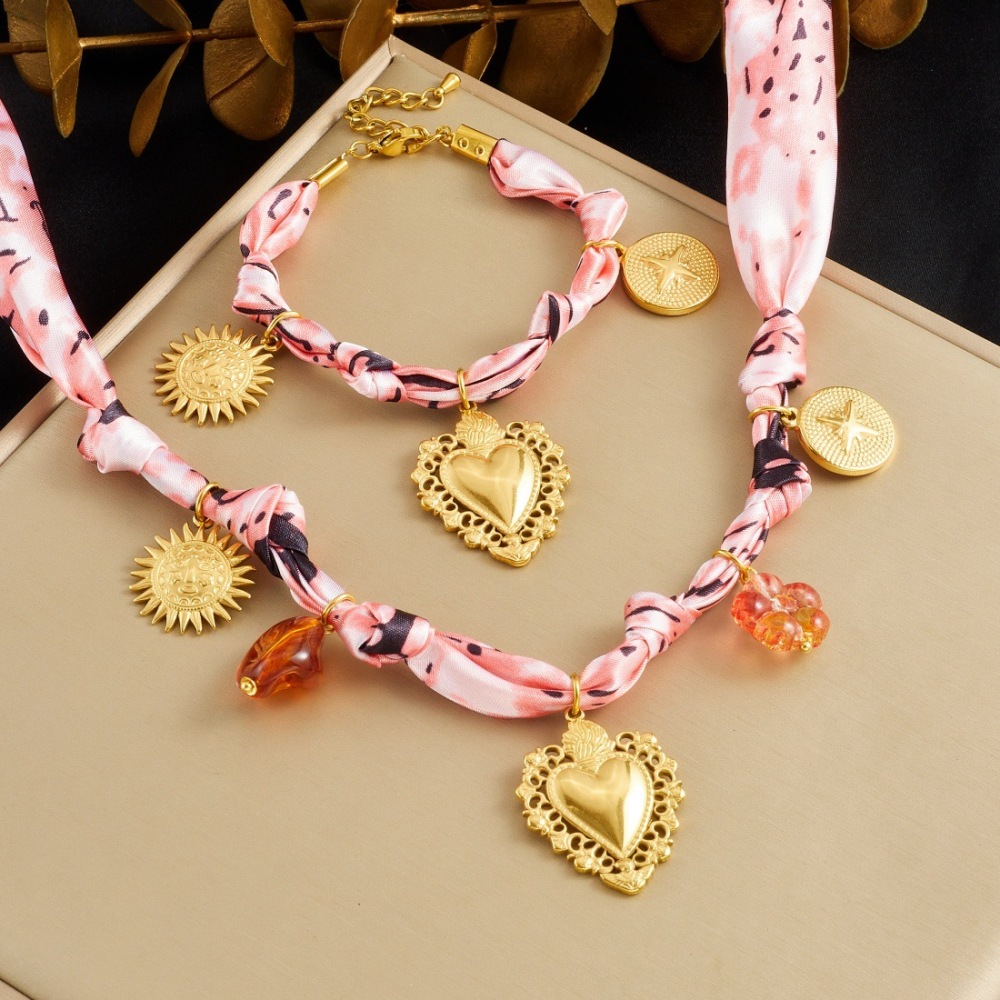 European and American cross-border light luxury retro DIY silk scarf gold-plated lace heart compass sun pendant knotted jewelry set