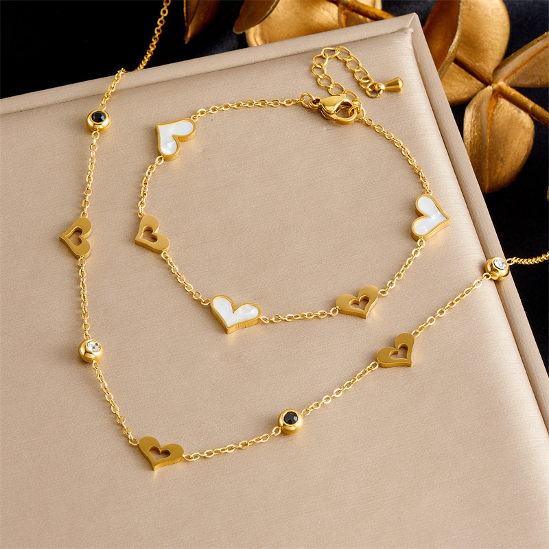 Korean style, fashionable, elegant, minimalist white shell heart accessory chain stainless steel bracelet and necklace set