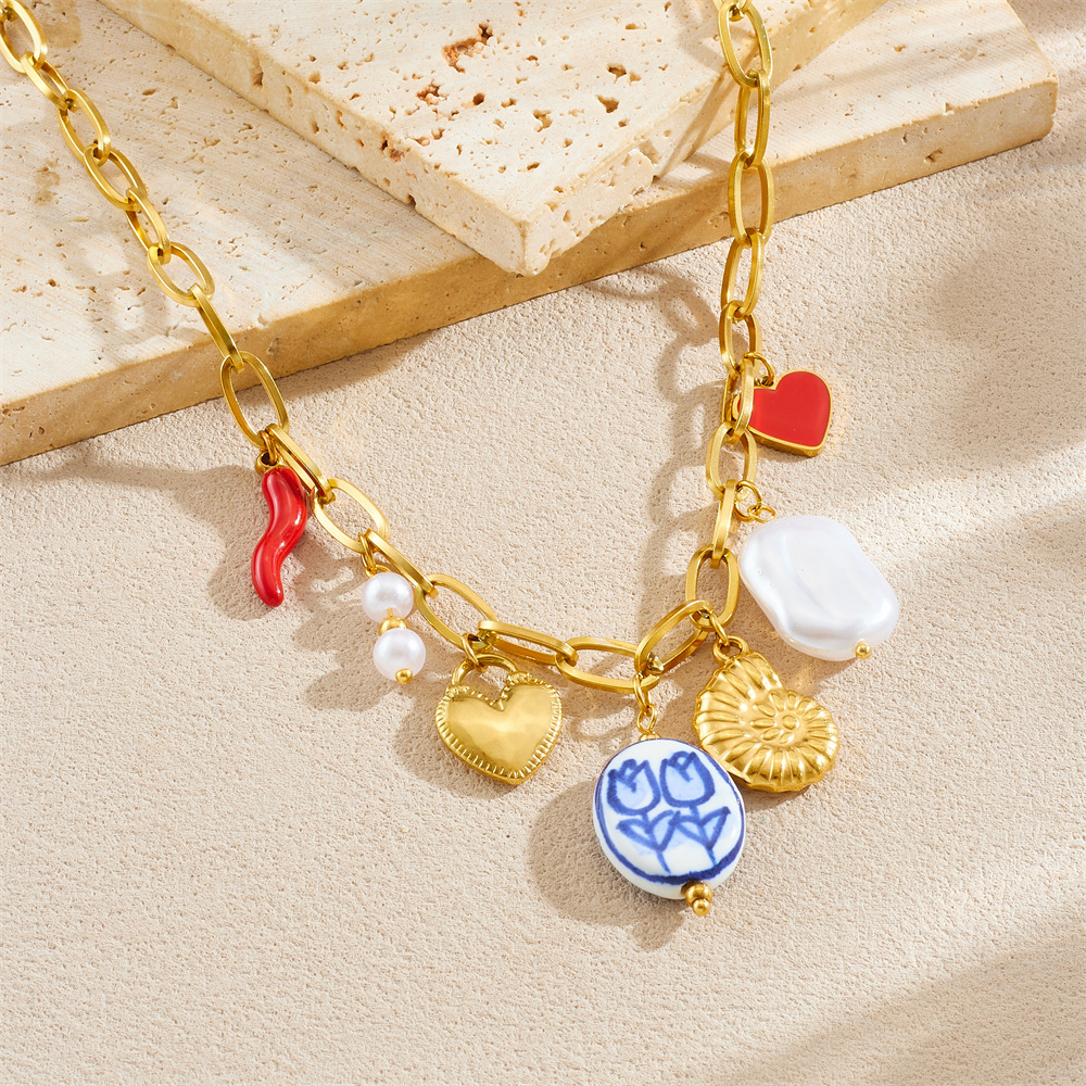 Fashionable cross-border multi-element pendant, gold-plated heart-shaped seashell print, painted pendant, dripping peach heart chili pepper necklace