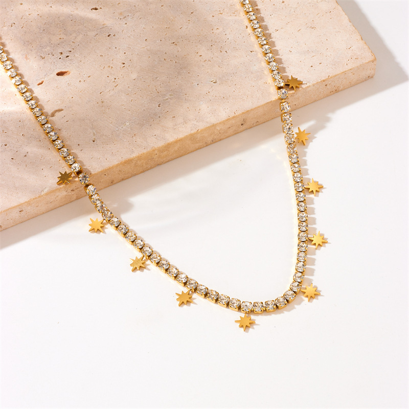 Cross-border fashion commuter diamond-encrusted stainless steel polished eight-pointed star accessory jewelry women's everyday necklace