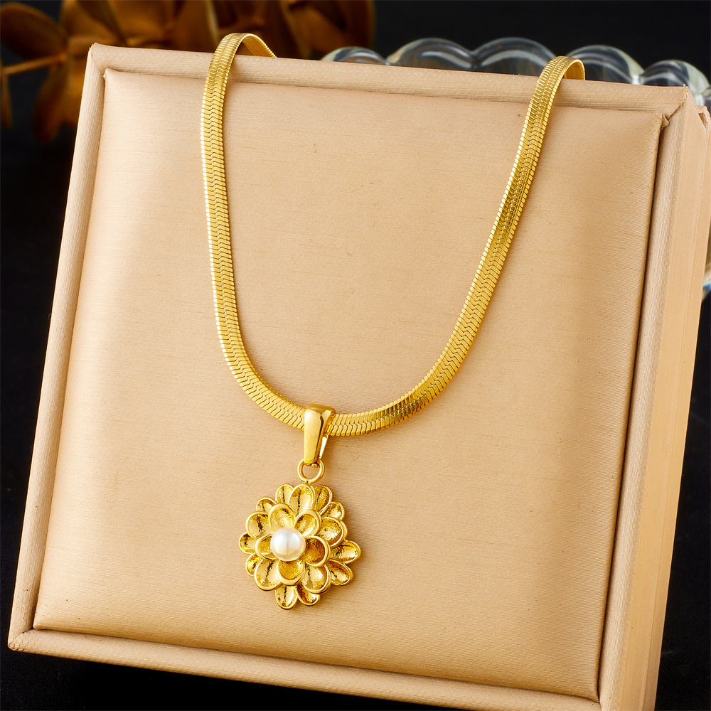Stylish, retro-inspired, minimalist gold-plated 3D lotus pearl pendant stainless steel chain necklace.