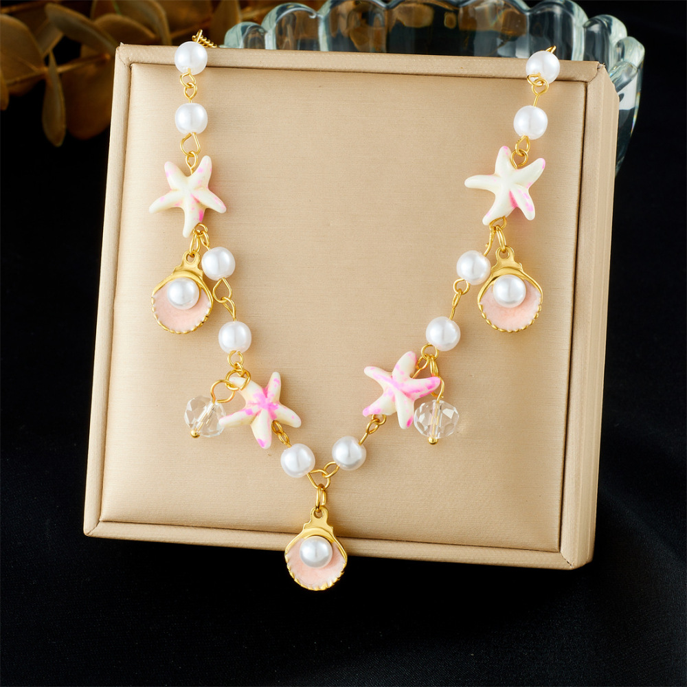 Sweet and cute Instagram-worthy candy-colored seashell beaded necklace with a cool and elegant style, made of stainless steel.