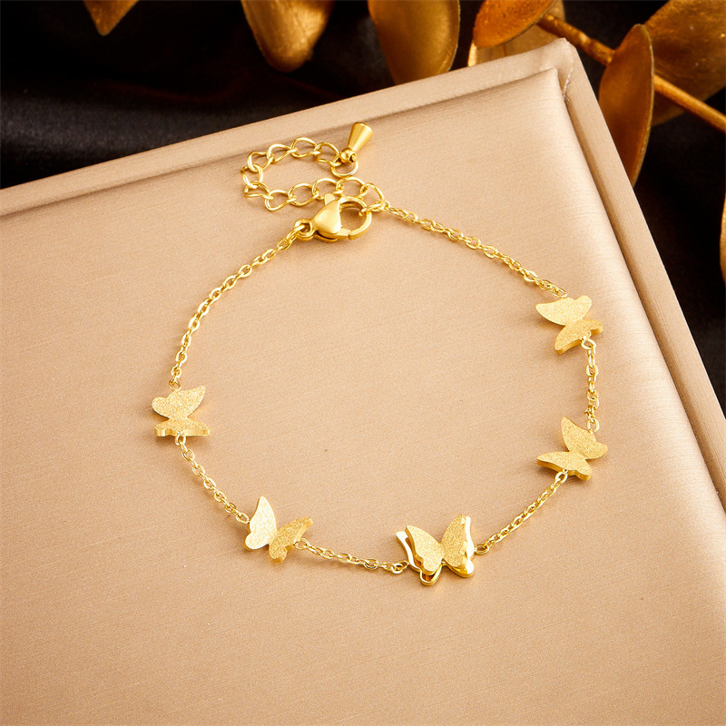 Fashionable, niche, simple, versatile, 3D butterfly gold-plated stainless steel accessory chain bracelet