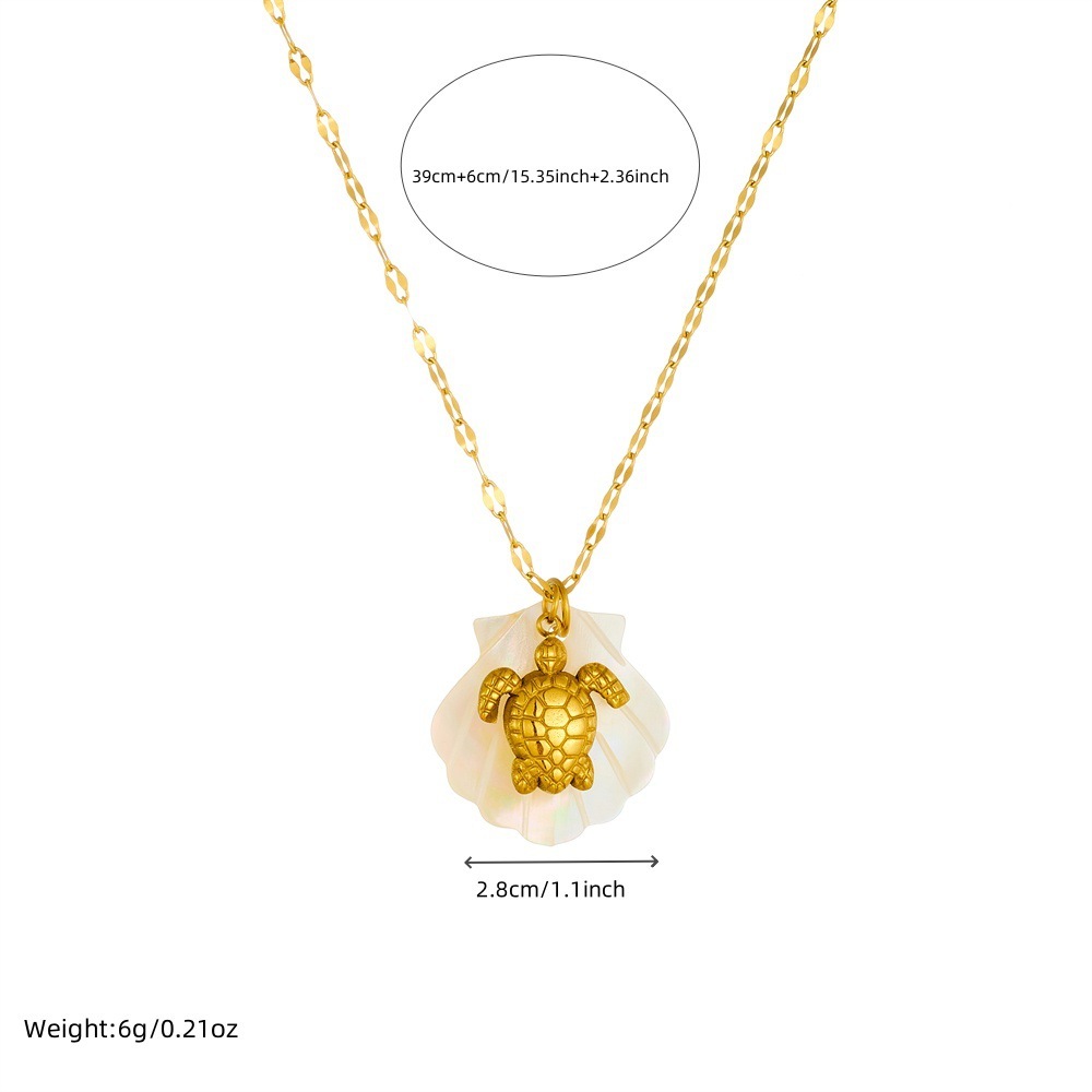 New cross-border product: Beach and ocean-themed stainless steel pendant necklace, plated with 18K gold, featuring starfish, conch shells, and sea turtles.