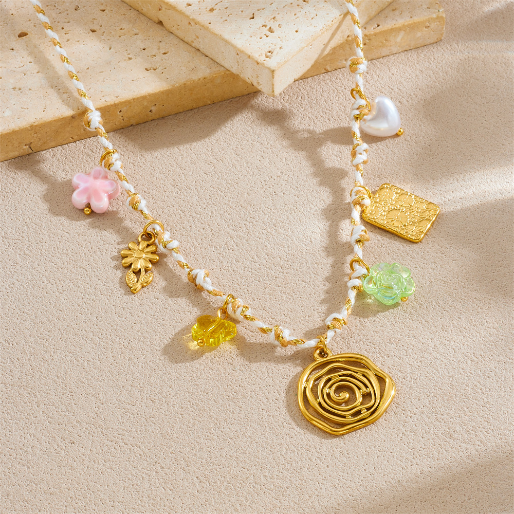 New cross-border fashion and personalized DIY knotted braided rope flower heart square sun wheel gold-plated pendant necklace