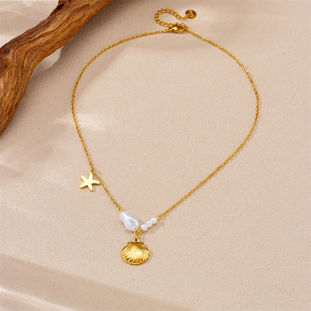 Korean style, fashionable, creative, simple, irregular pearl, starfish, and scallop pendant, stainless steel chain, gold-plated necklace.