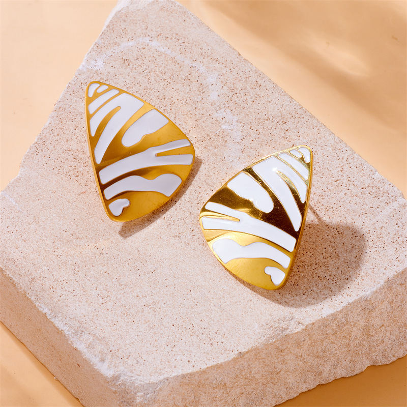 European and American cross-border high-end retro white drip metal geometric triangle accessories jewelry stainless steel stud earrings