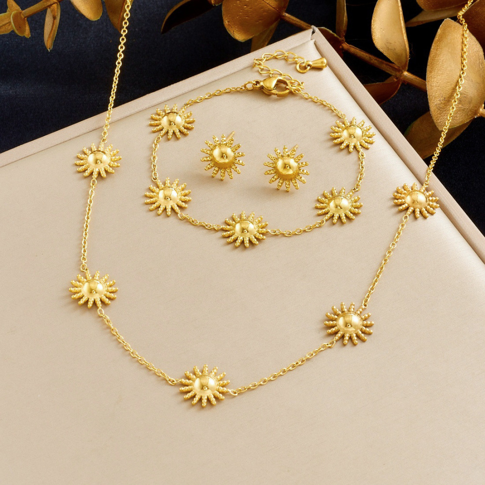 Fashionable cross-border gold-plated polished sun accessory pendant chain stainless steel jewelry three-piece set for everyday wear.
