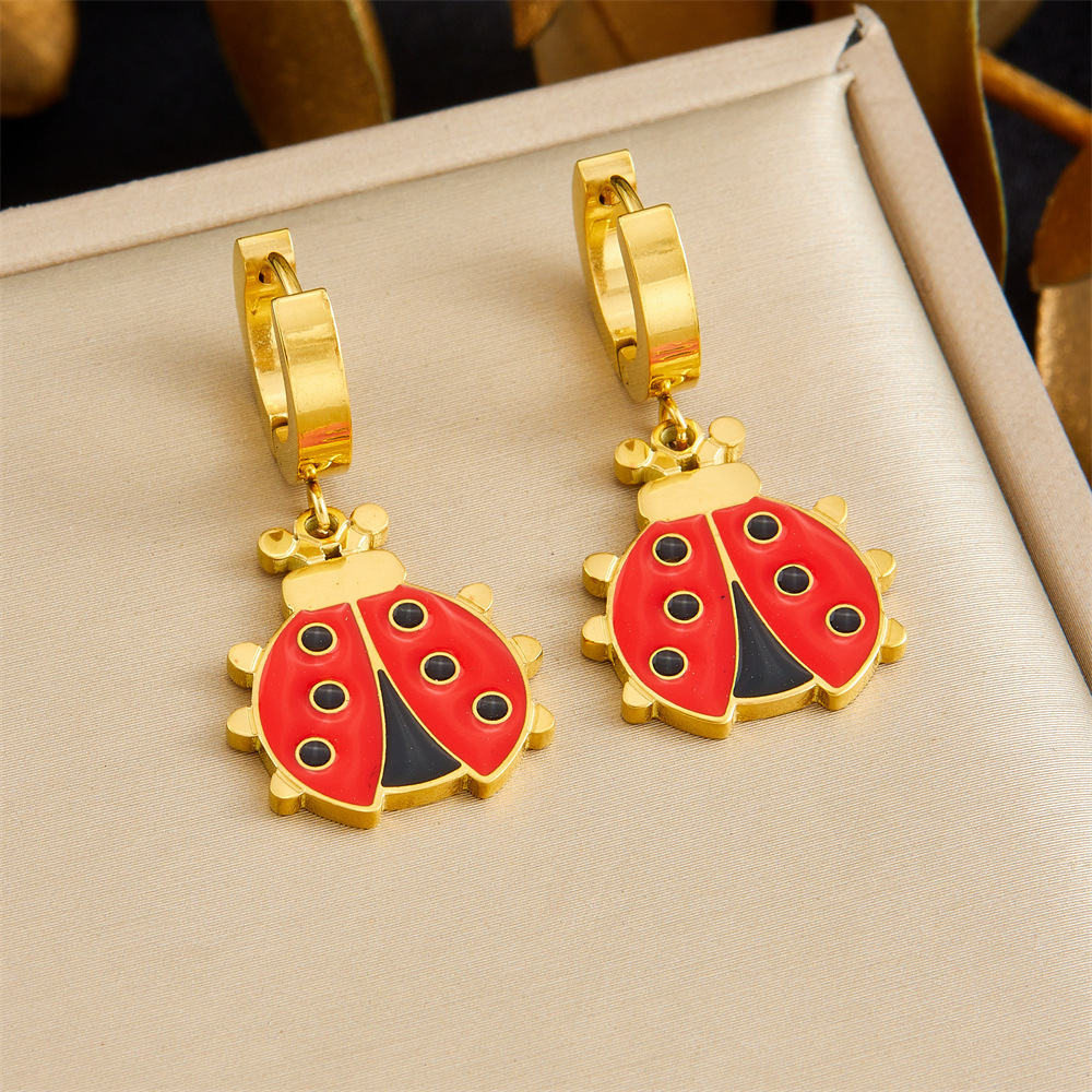 Fashionable new cross-border cute cartoon ladybug bee butterfly lantern chili pendant stainless steel set