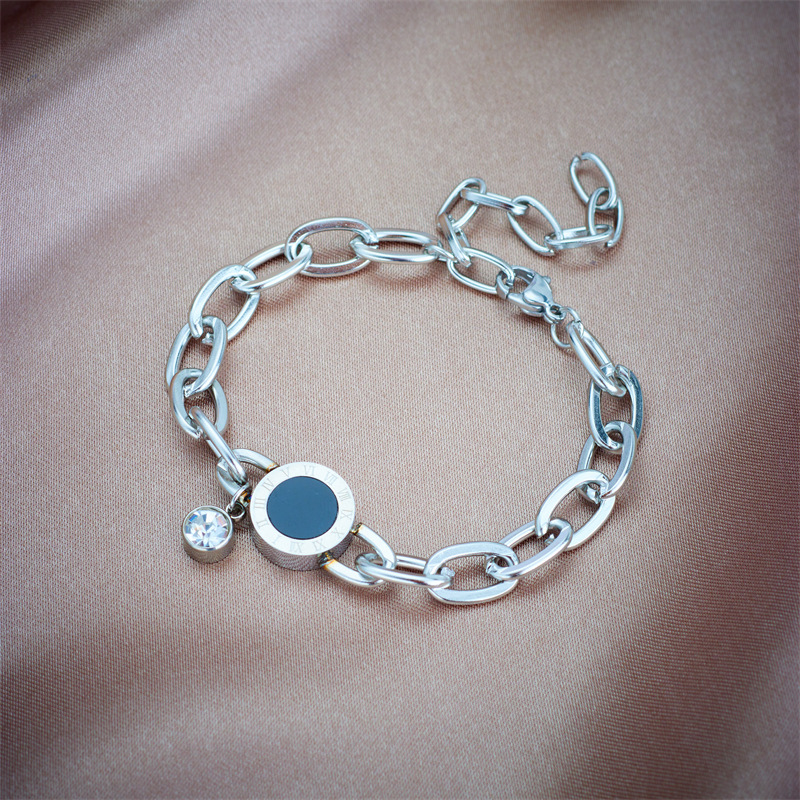 European and American style niche creative black round Roman numeral pendant chain titanium steel bracelet