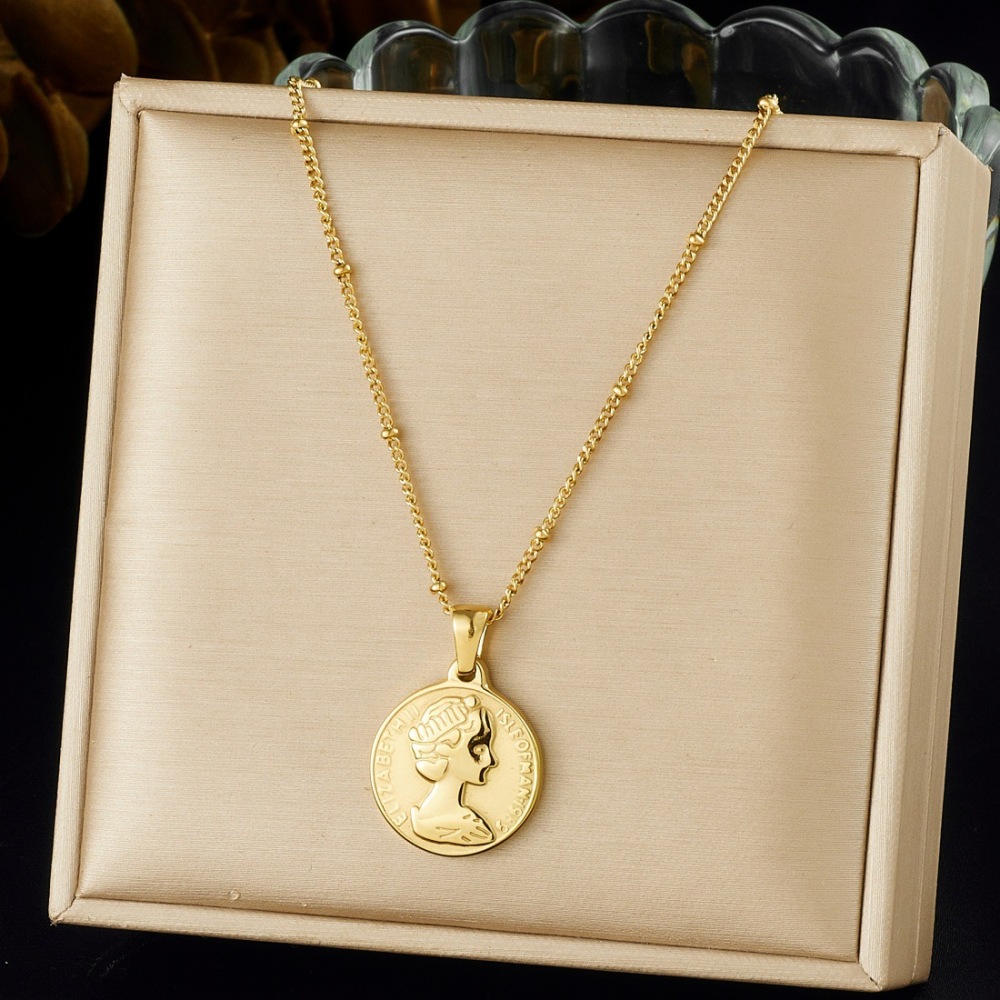 Cross-border fashion retro gold-plated round relief portrait head pendant stainless steel jewelry clavicle necklace