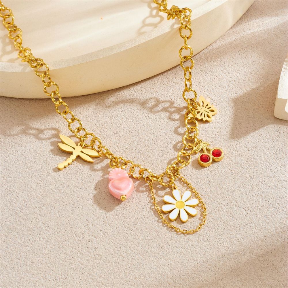 Dopamine-infused, fresh and sweet style jewelry, elegant and versatile, high-end clavicle chain with oil-drop daisy and cherry design.