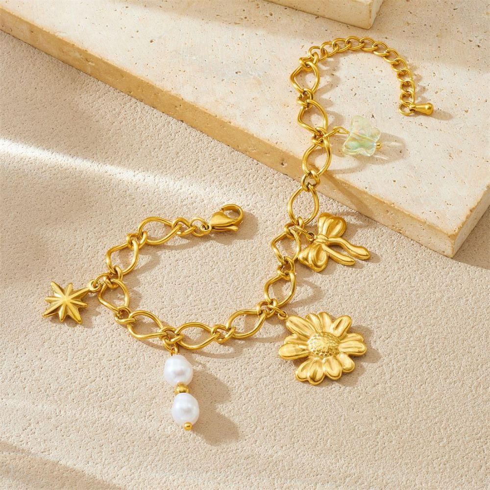 Cross-border fashion retro pearl pendant gold-plated bow flower accessory chain stainless steel bracelet