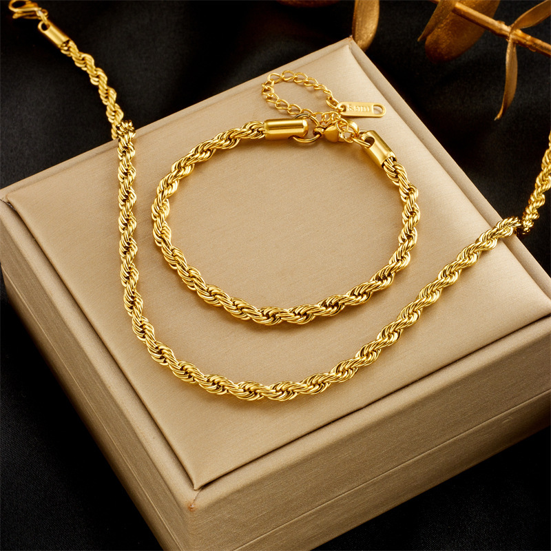 Fashionable, niche, retro, minimalist, heavy-duty metal titanium steel twisted chain necklace and bracelet woven jewelry set