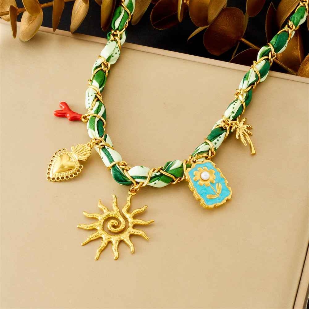 European and American cross-border fashion printed ribbon gold-plated chain wrapped necklace with dripping square flower sun pendant necklace