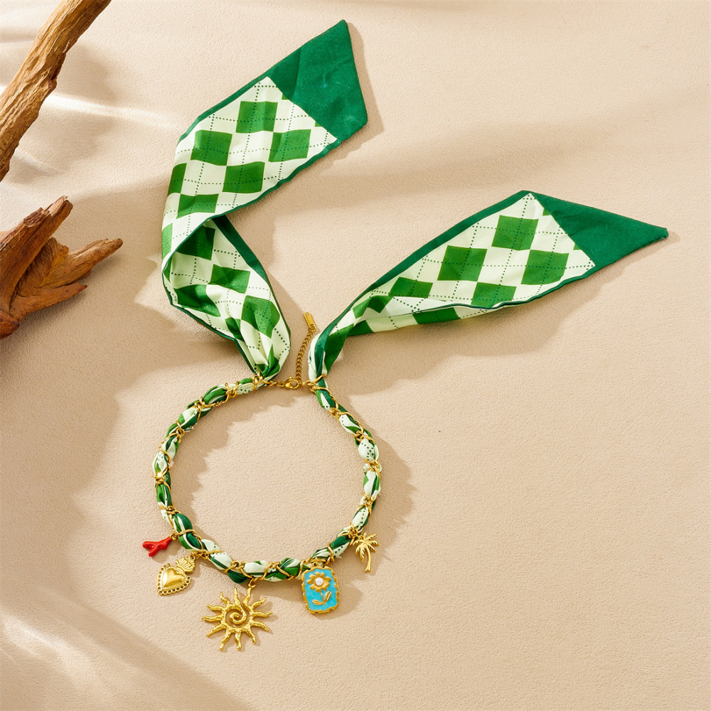 European and American cross-border fashion printed ribbon gold-plated chain wrapped necklace with dripping square flower sun pendant necklace