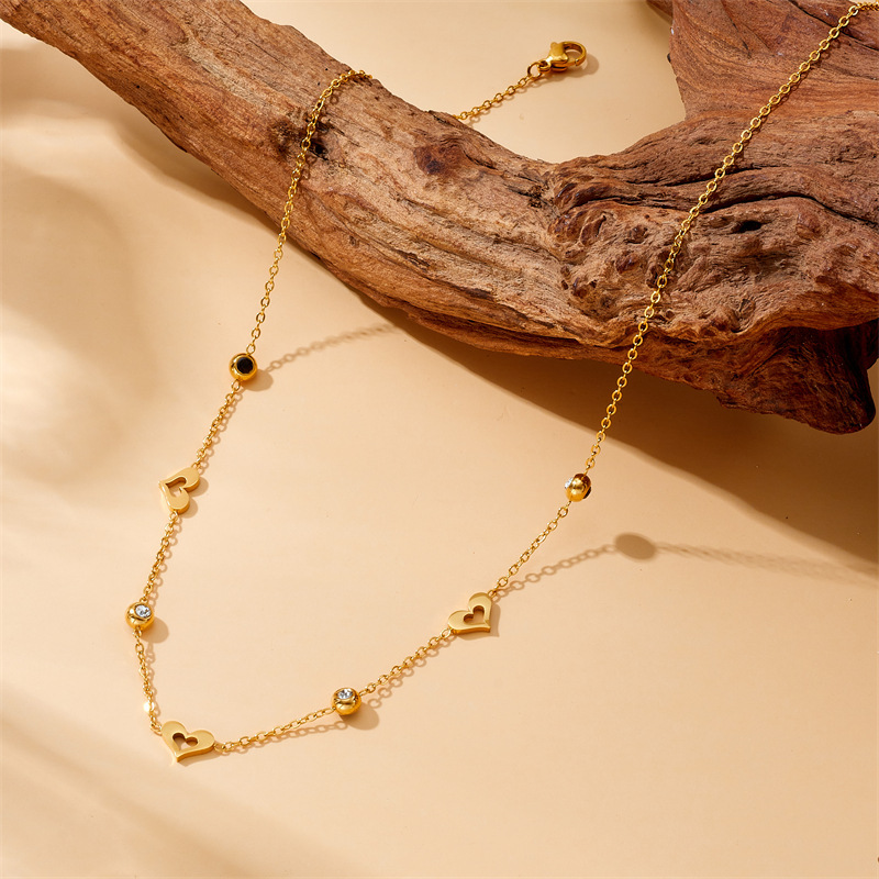 European and American cross-border fashion simple exquisite versatile diamond-encrusted heart pendant chain stainless steel jewelry necklace