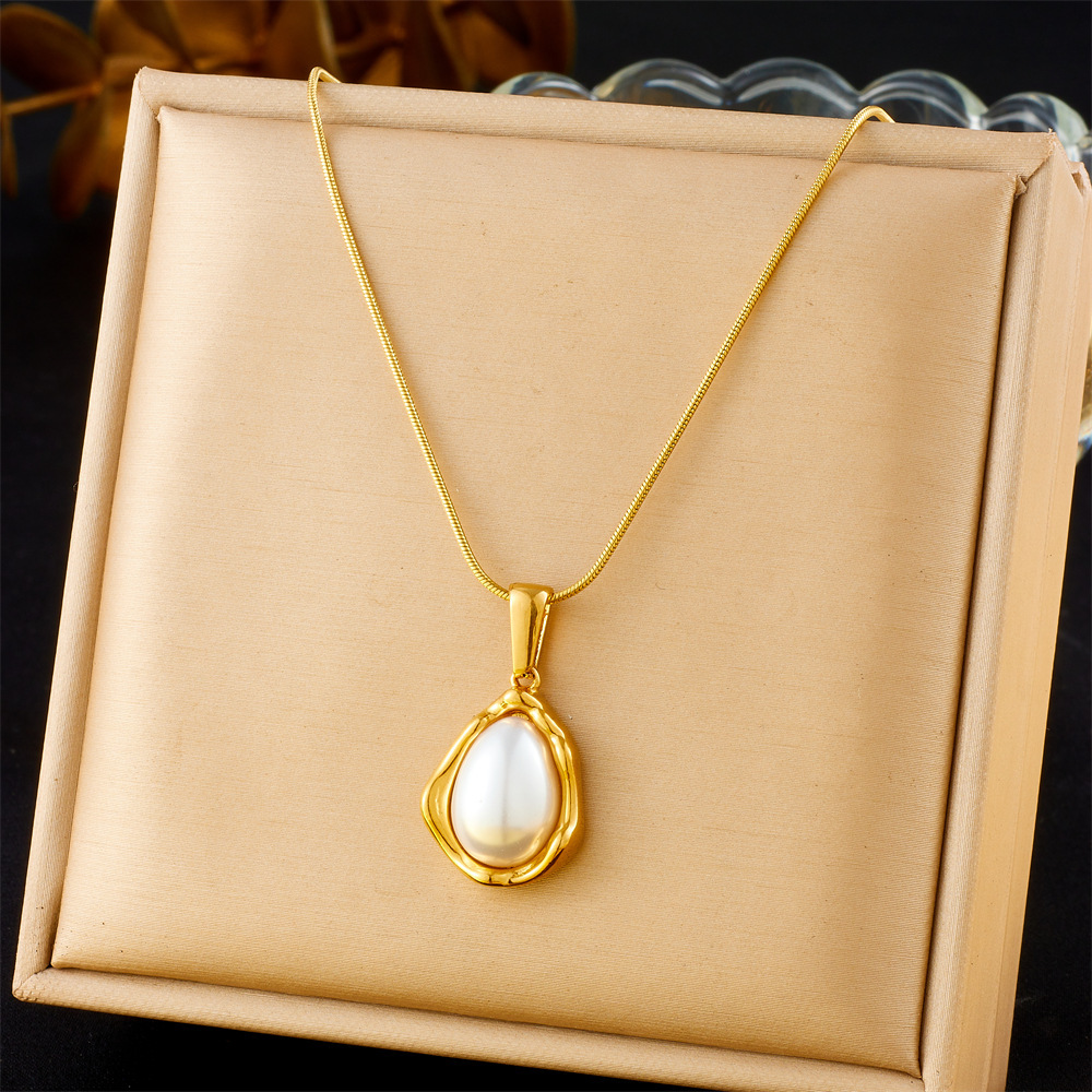 Cross-border fashion gold-plated retro heart-shaped fan-shaped blue turquoise pearl accessories stainless steel pendant earring necklace set