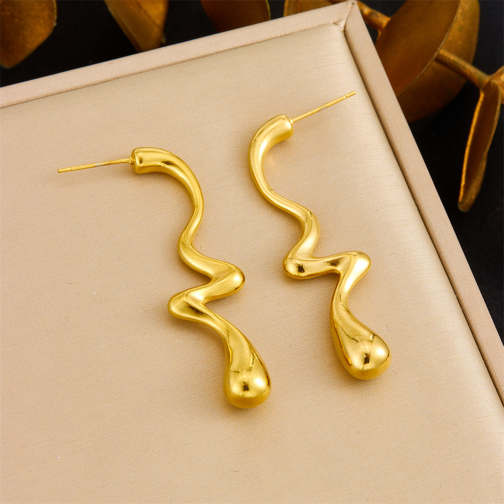 Cross-border fashion gold-plated retro heart-shaped fan-shaped blue turquoise pearl accessories stainless steel pendant earring necklace set