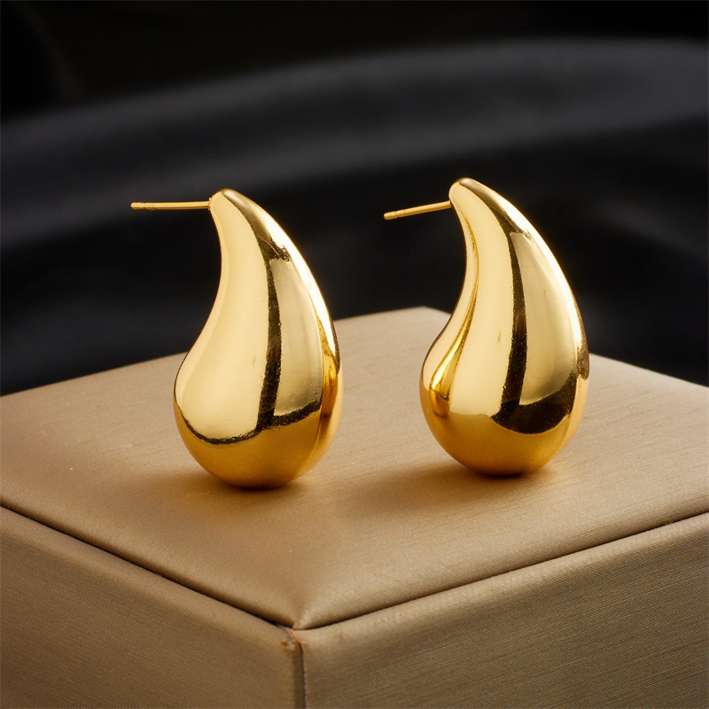 European and American style niche minimalist design irregular geometric teardrop gold-plated titanium steel earrings accessories
