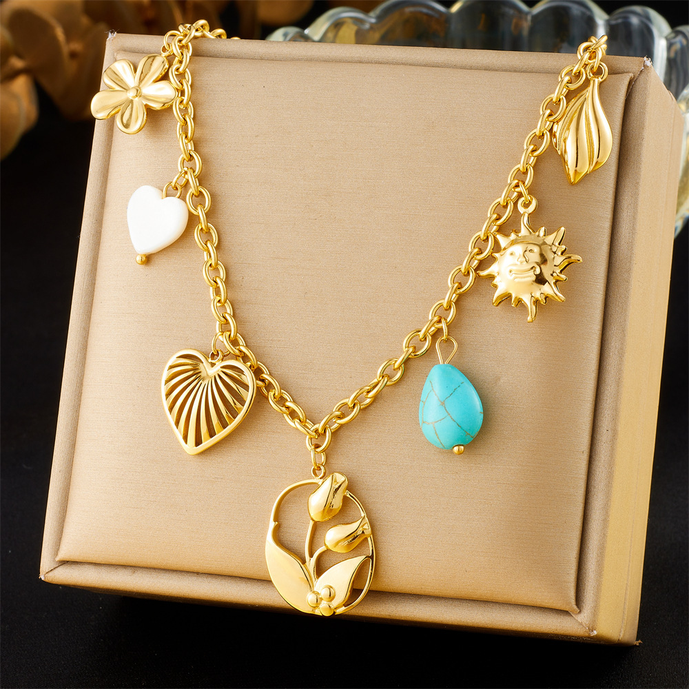 New cross-border creative retro multi-element accessory pendant stainless steel gold-plated chain heart flower sun necklace