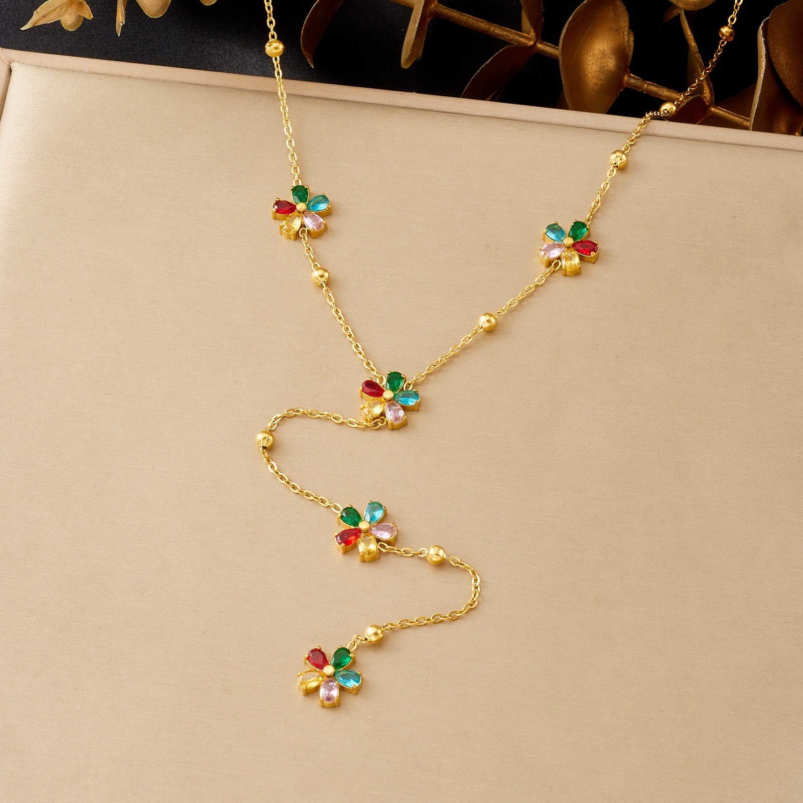 Cross-border fashion bestseller: Colorful rhinestone-encrusted flower tassel long chain Y-shaped stainless steel jewelry necklace