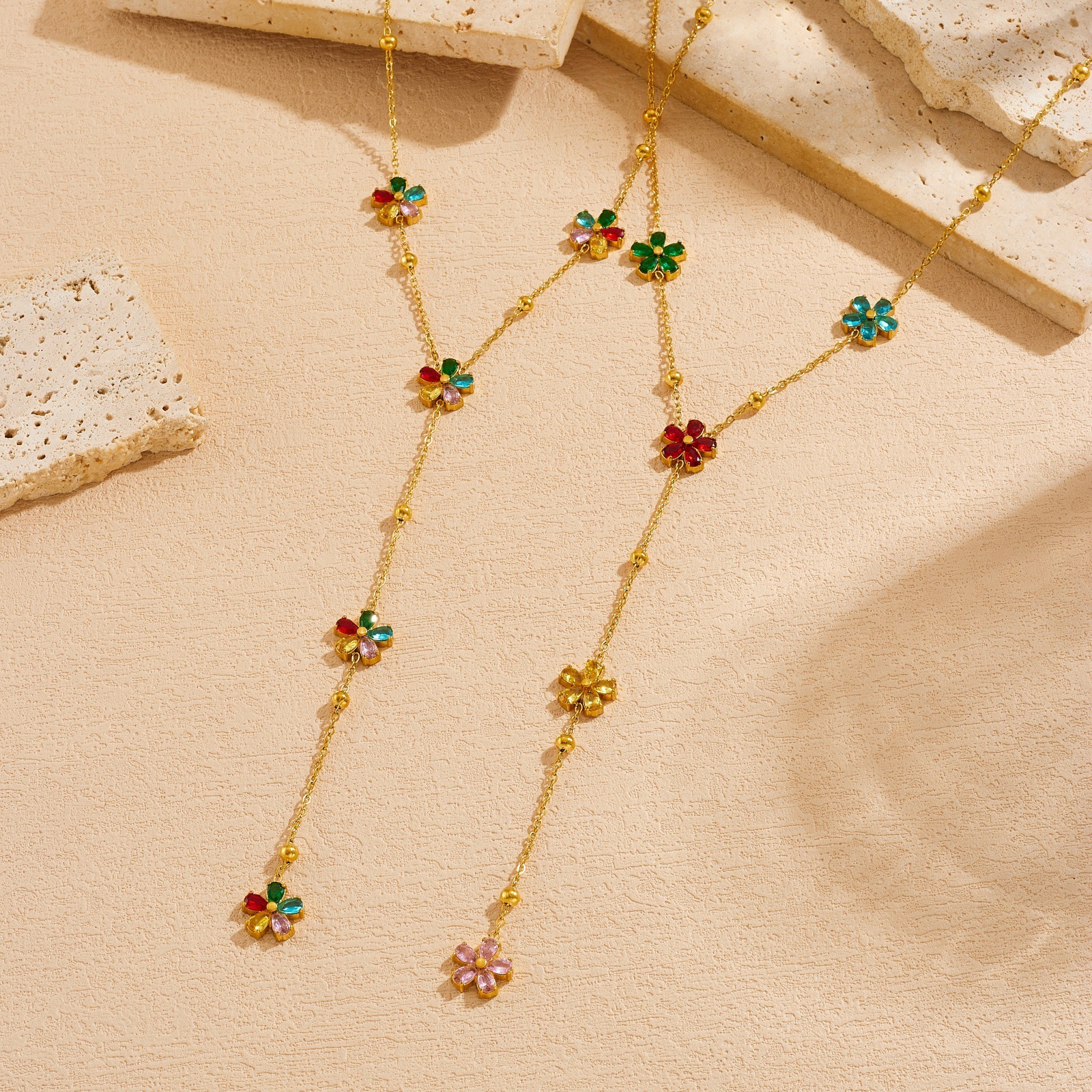 Cross-border fashion bestseller: Colorful rhinestone-encrusted flower tassel long chain Y-shaped stainless steel jewelry necklace