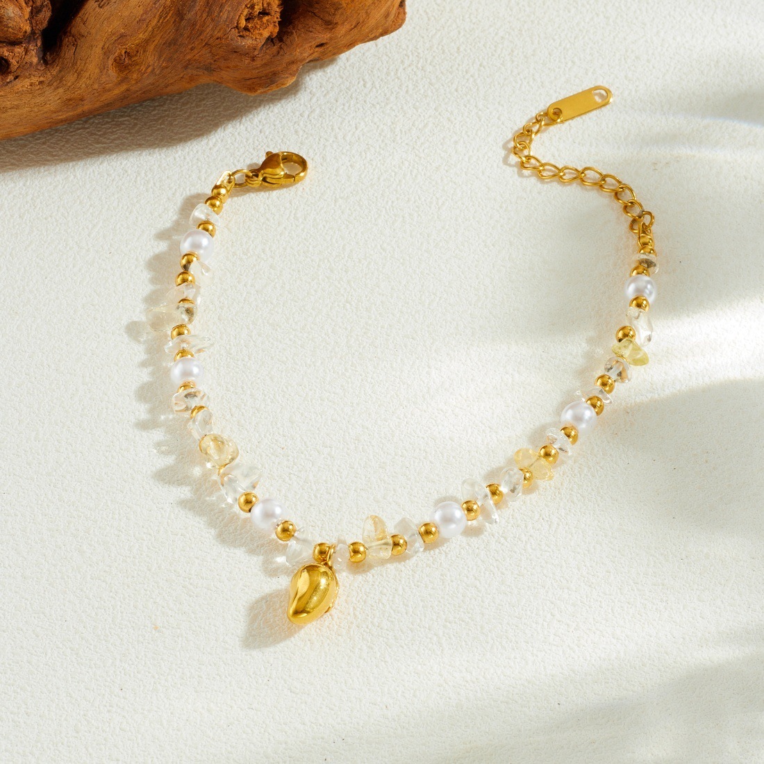 Fashionable cross-border transparent pebble beaded chain, exquisite and simple gold-plated glossy teardrop pendant stainless steel bracelet
