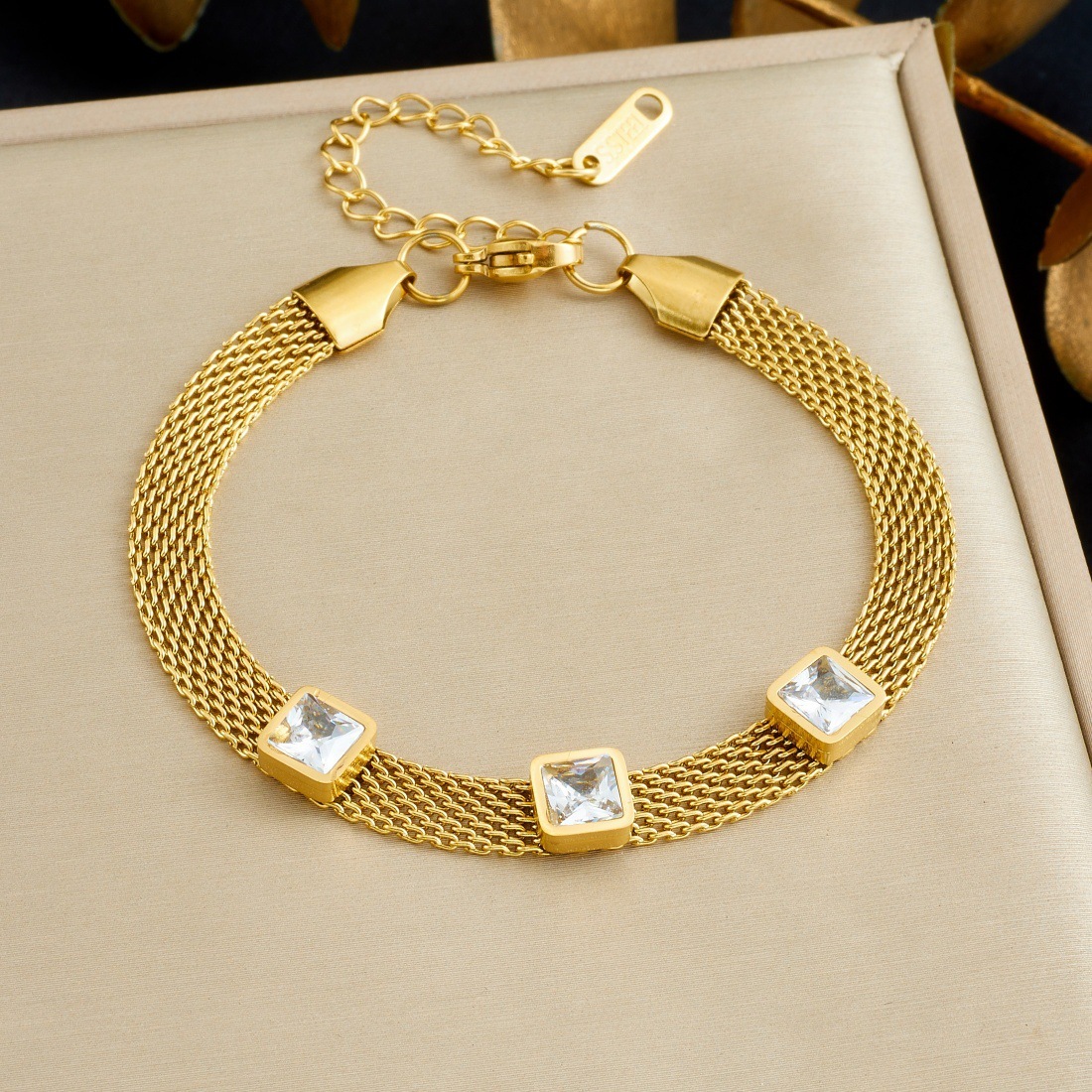 Cross-border fashion unisex rhinestone-encrusted geometric square accessories gold-plated stainless steel mesh chain bracelet