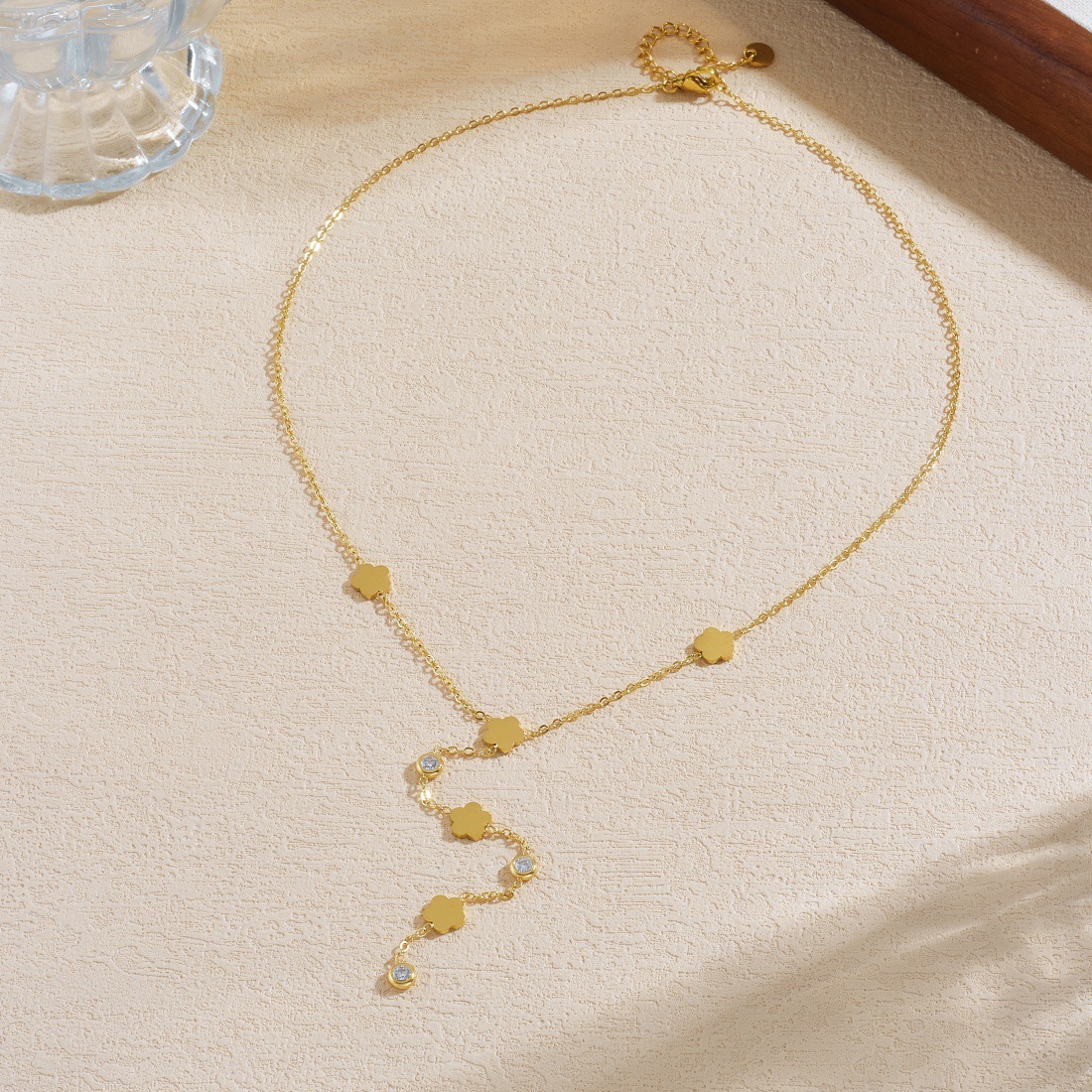 Fashionable cross-border gold-plated diamond-encrusted polished flower accessory pendant chain tassel long stainless steel jewelry necklace