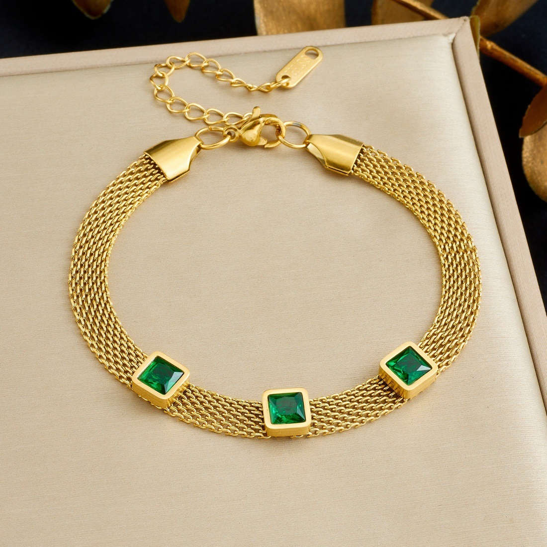 Cross-border fashion unisex rhinestone-encrusted geometric square accessories gold-plated stainless steel mesh chain bracelet