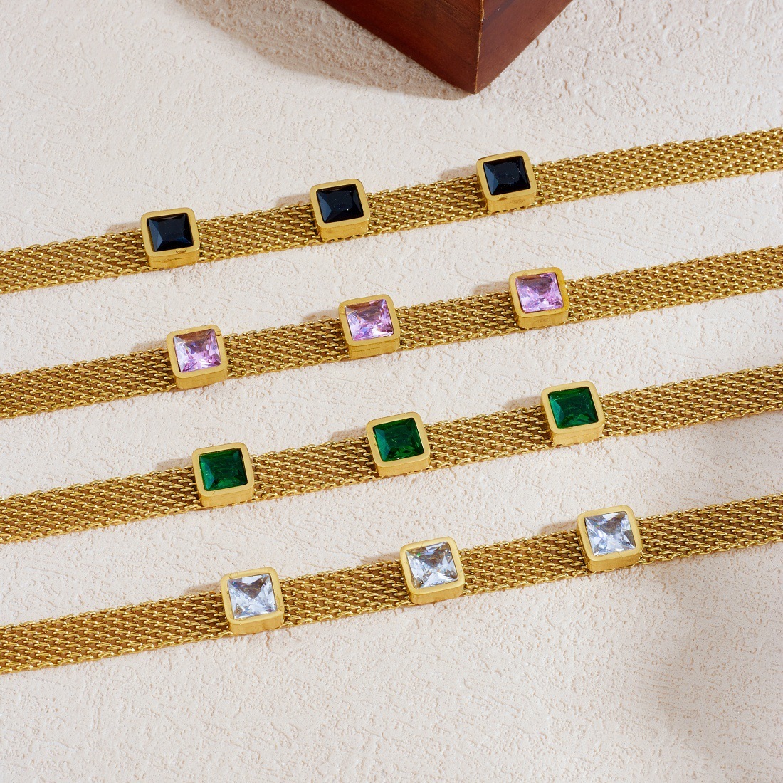 Cross-border fashion unisex rhinestone-encrusted geometric square accessories gold-plated stainless steel mesh chain bracelet